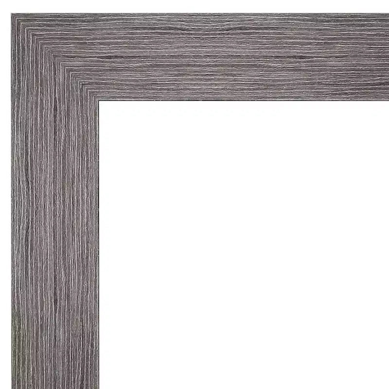Specchio da parete grigio a doghe gessate Amanti Art 34" x 28" senza smussatura: Rettangolare moderno, include l'hardware di montaggio
