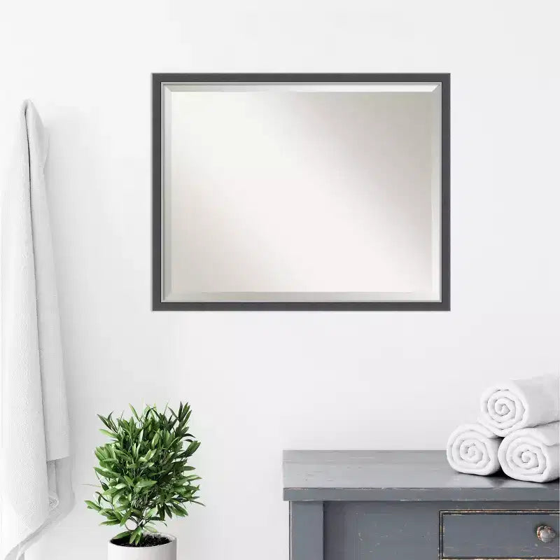 Specchio da parete per bagno sottile con cornice Eva, 76x61 cm, nero/argento - Amanti Art: Rettangolare moderno, smussato, montabile a parete