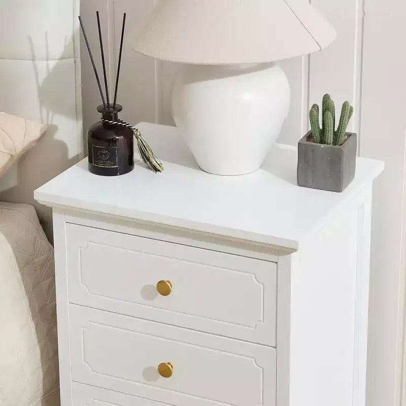 TYBOATLE White 3 Drawer Nightstand, Wood Night Stands Side Table With Extra-large Storage Space for Living Room, Bedroom