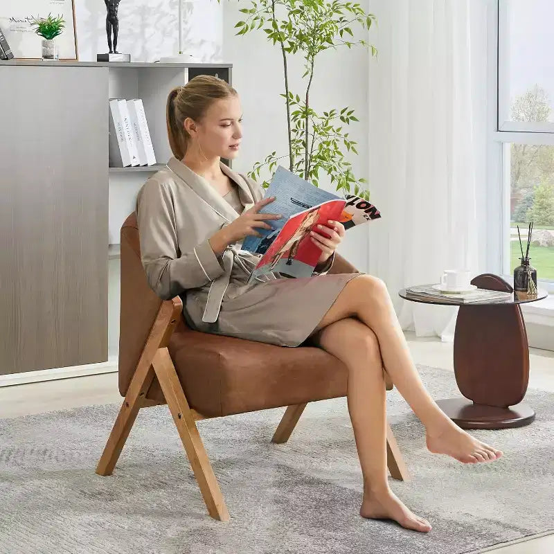 Mid-Century Modern Accent Chair with Boucle Upholstery, Low Profile Lounge Chair for Living Room, Bedroom, Comfortable Reading Chair with Wood Frame