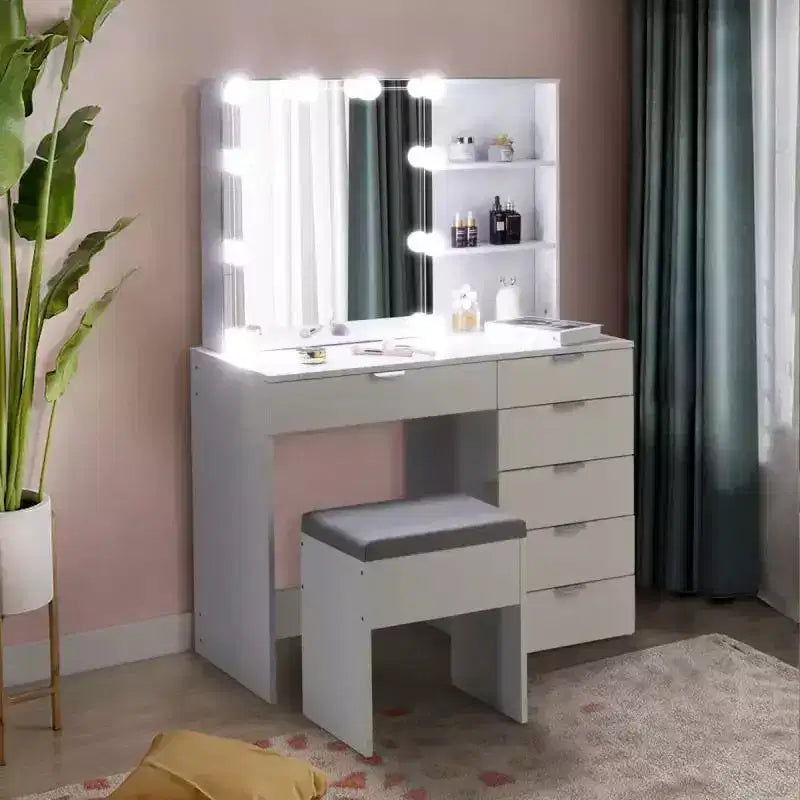 Aleric Vanity