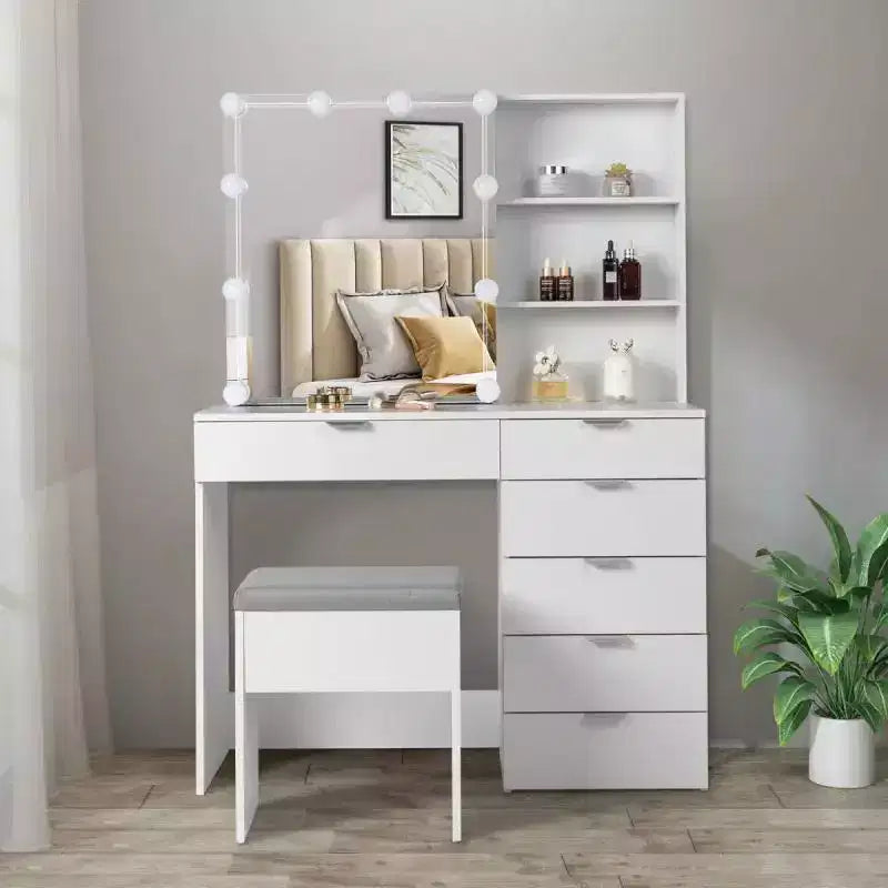 Aleric Vanity