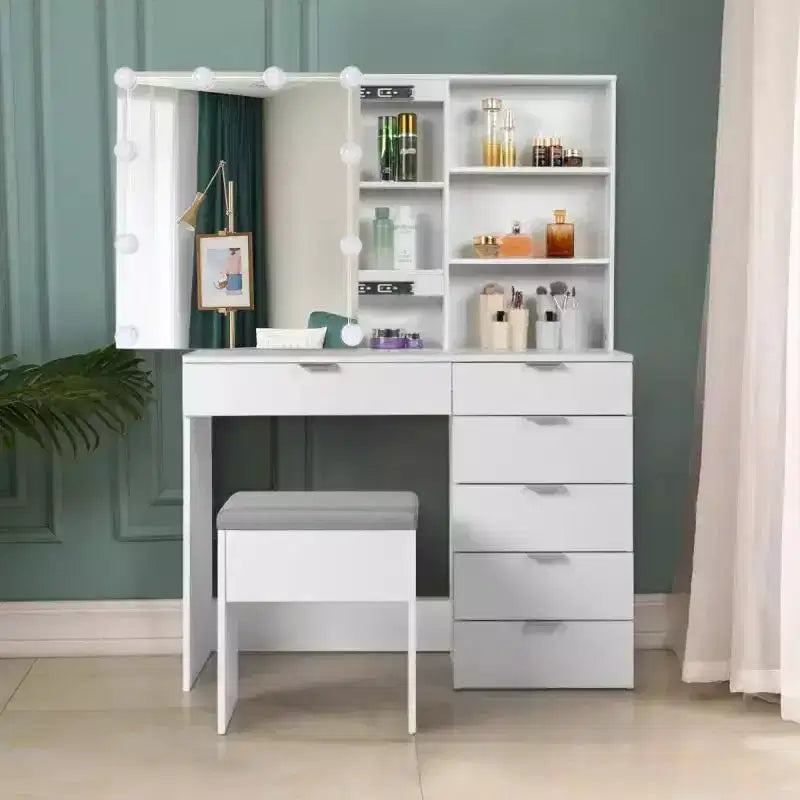 Aleric Vanity