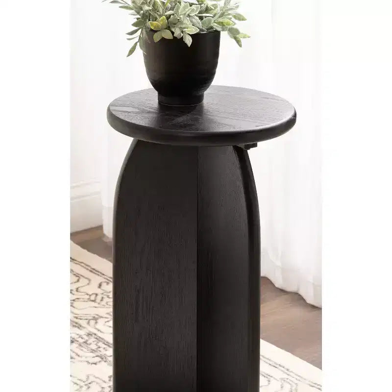 Kate and Laurel Sora Round Wood Drink Table