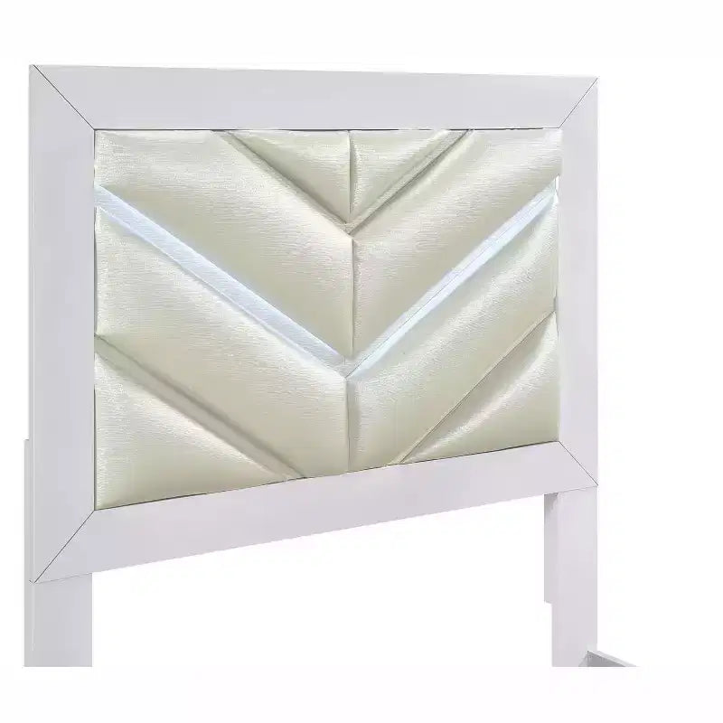 Passion Furniture Moreland Sparkling White Wood Frame Twin Panel Bed