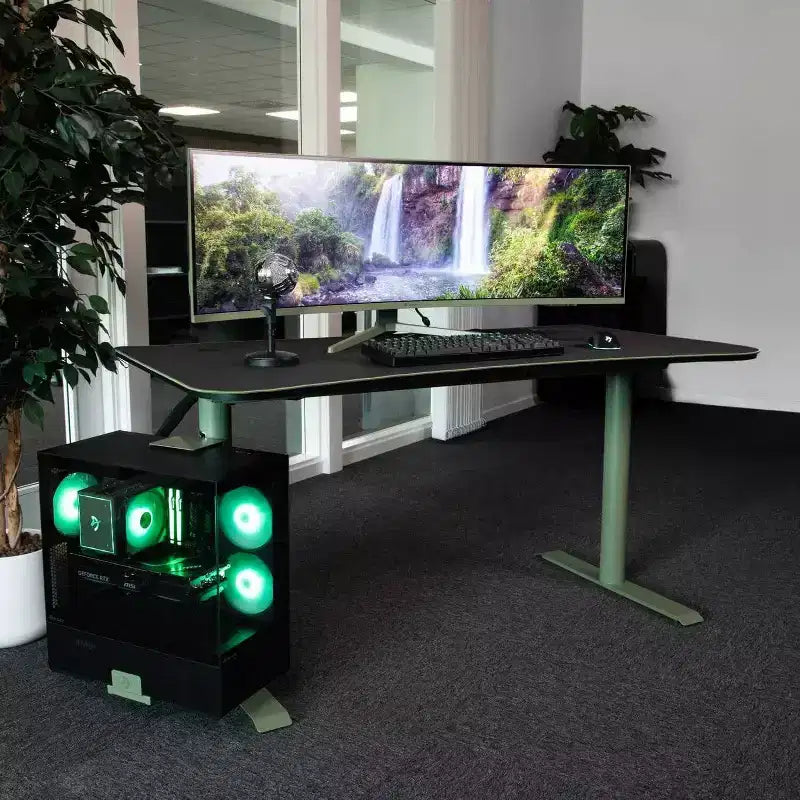 Arozzi Arena Compact Curved Gaming Desk