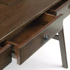 Scrivania Lisa da 60" marrone invecchiato naturale - WyndenHall: Design contemporaneo, porta USB, 3 cassetti, accessori in bronzo