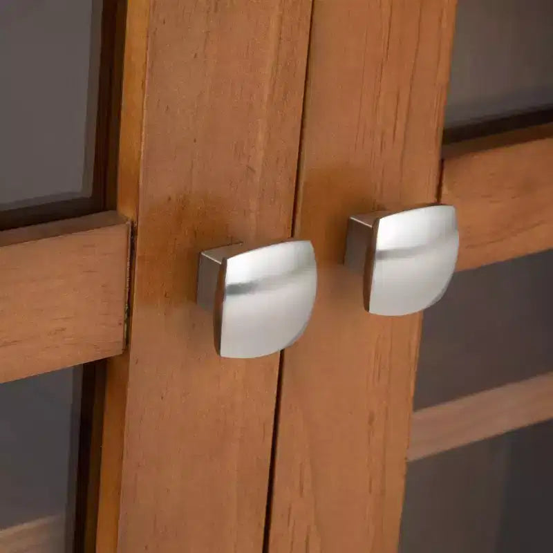 Armadio contenitore per ingresso in legno massello Normandy - Wyndenhall