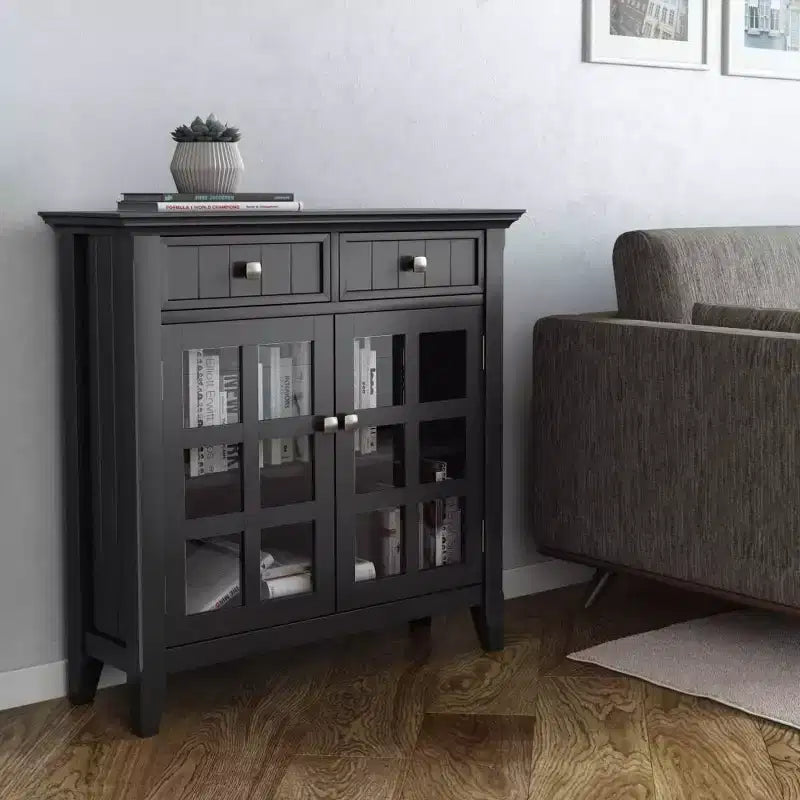 Armadio contenitore per ingresso in legno massello Normandy - Wyndenhall
