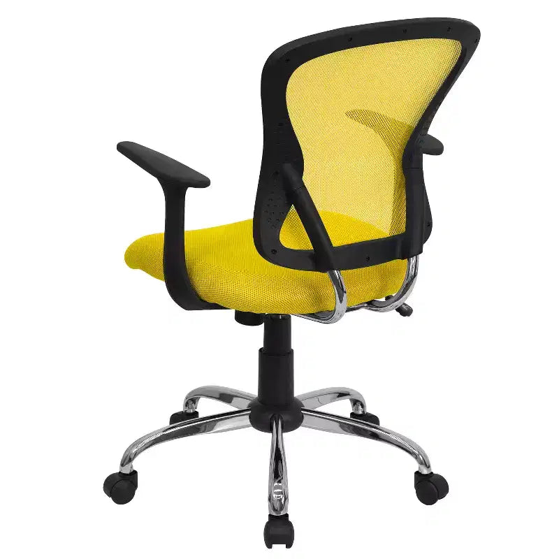 Sedia da ufficio girevole Flash Furniture con schienale medio in mesh, base e braccioli cromati