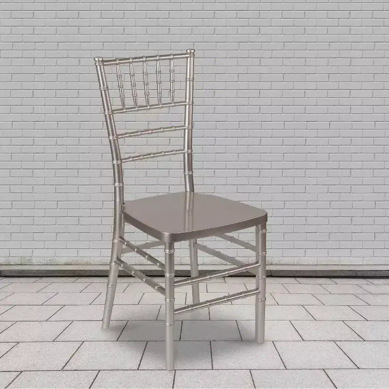 Sedia Chiavari impilabile in resina PREMIUM Emma and Oliver, confezione da 2 pz
