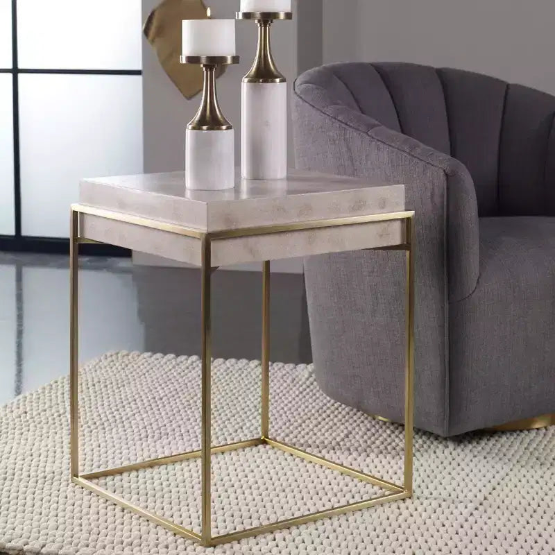 Tavolino d'appoggio quadrato Uttermost Inda, 19" di larghezza, in ottone e avorio