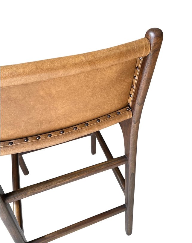 Sgabello da bancone Maya Plush con schienale